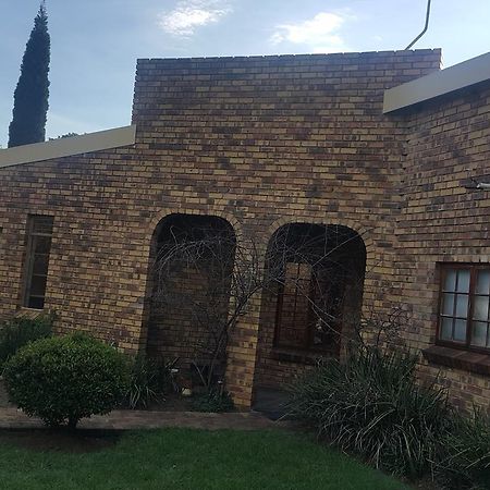 Albatross B&B Benoni Exteriör bild