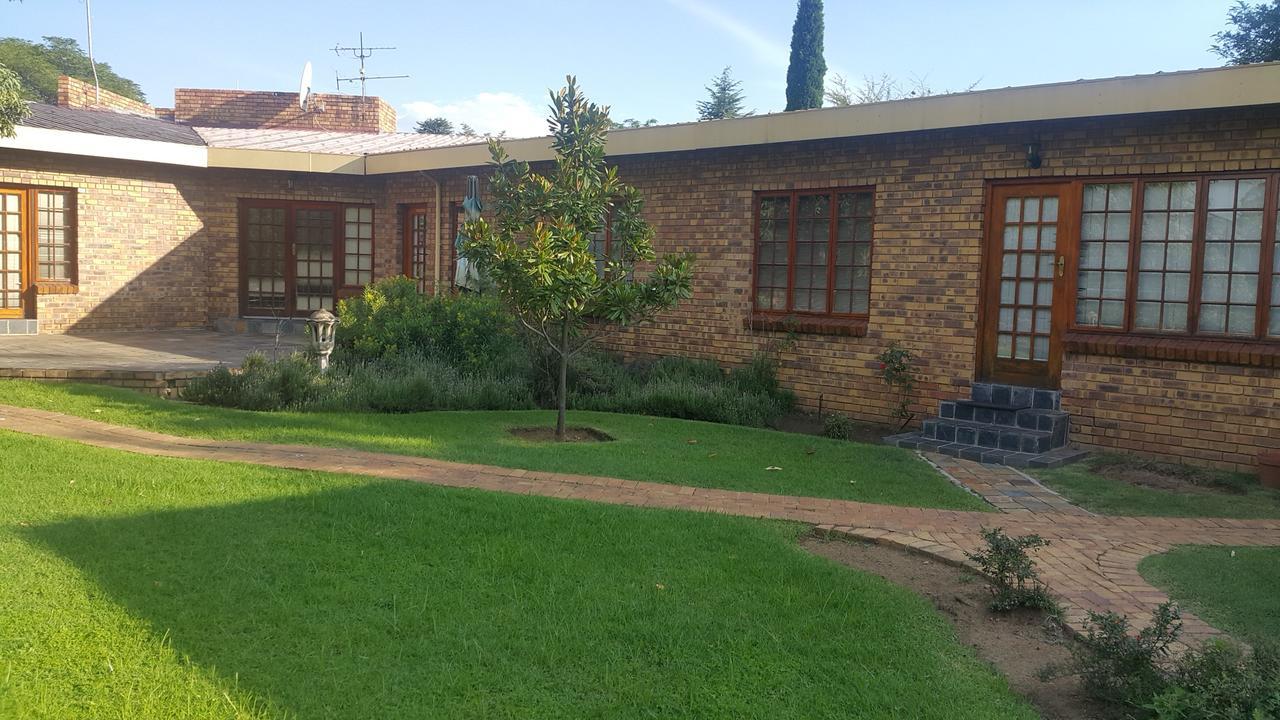 Albatross B&B Benoni Exteriör bild