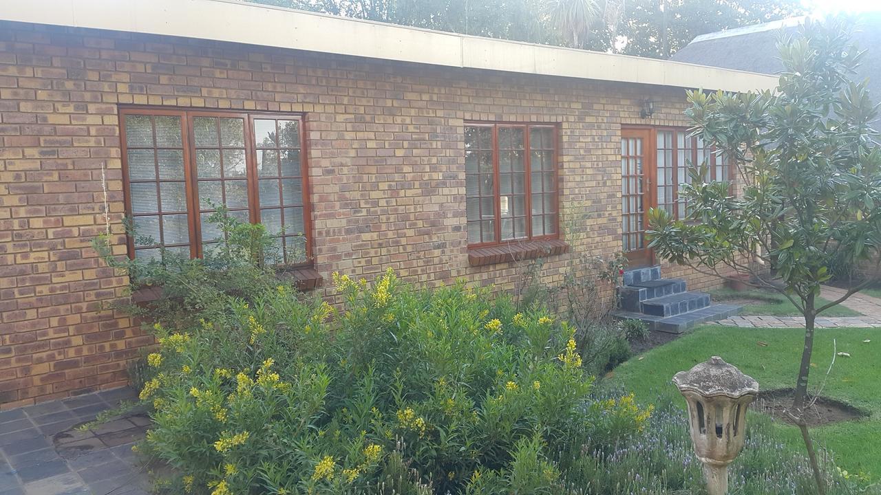 Albatross B&B Benoni Exteriör bild